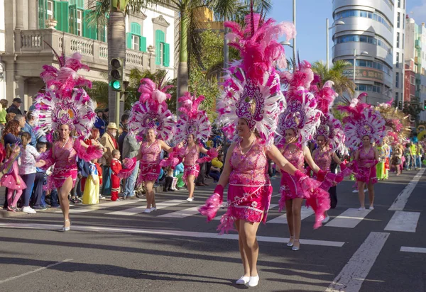 Las Palmas main Carnival parade — Stock Photo, Image