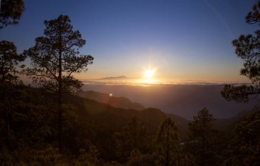 geç öğleden sonra Teide üzerinde ışık