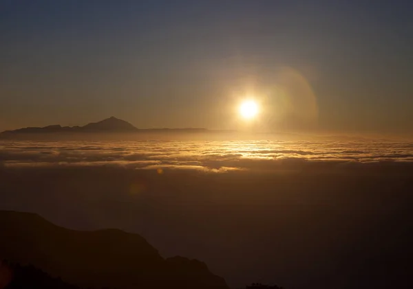 Al final de la tarde luz sobre el Teide —  Fotos de Stock