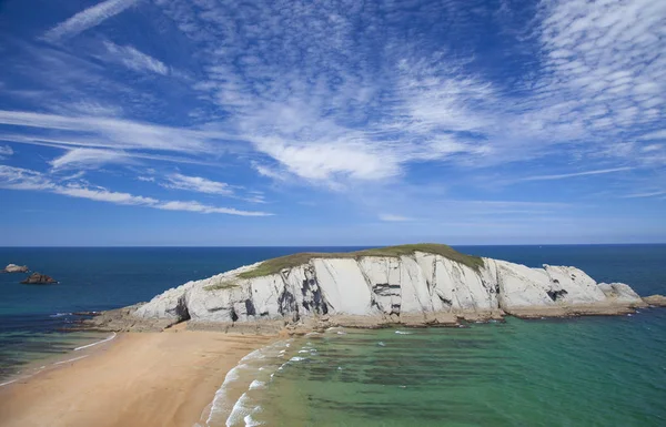 Spectacular beach Playa de los Covachos, Cantabria — ストック写真