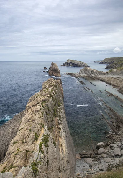 Cantabria, Costa Quebrada, şaşırtıcı kaya oluşumları