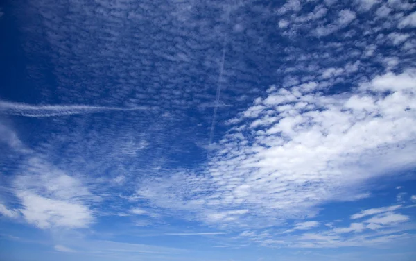 Mackerel sky background — Stock Photo, Image