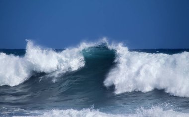 Gran Canaria, foamy waves