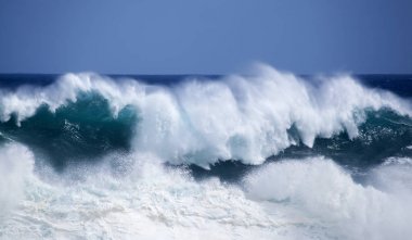 Gran Canaria, foamy waves