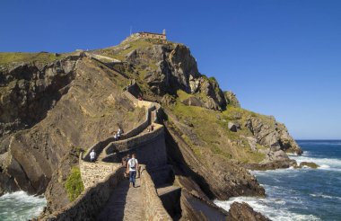 Gaztelugatxe Adası