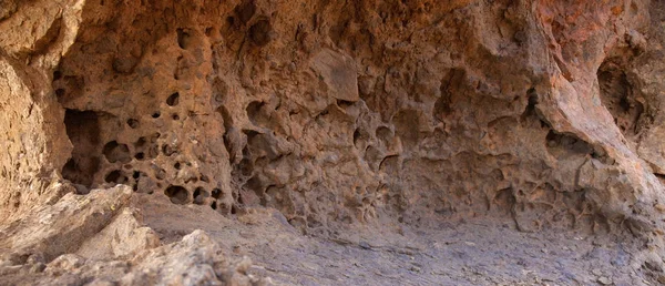 Gran Canaria, binnenoppervlak van een stenen boog Vantana de Bentay — Stockfoto