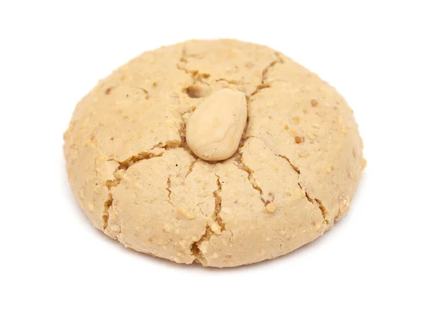 Galletas de almendras blandas aisladas en blanco —  Fotos de Stock