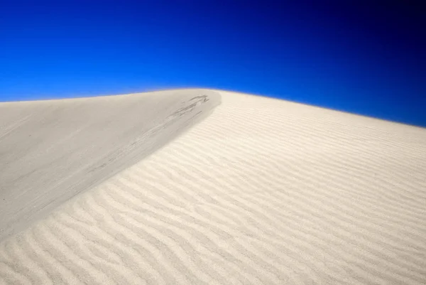Sand och vindmönster på sanddyner — Stockfoto