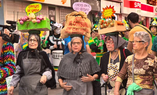 Las Palmas Spanien Februari 2020 Den Korta Karnevalsparaden Fortsätter Längs — Stockfoto