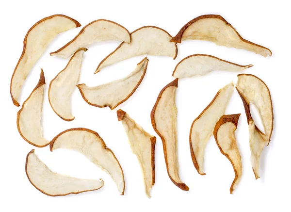Сушеные (сушеные) ломтики груши на белом фоне — стоковое фото