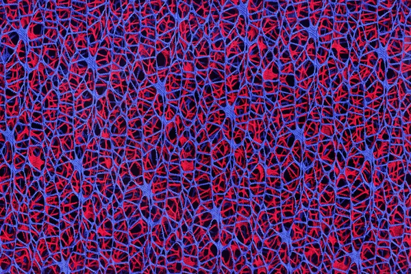 Fondo abstracto de hilos tejidos azules y rojos en un bac negro —  Fotos de Stock