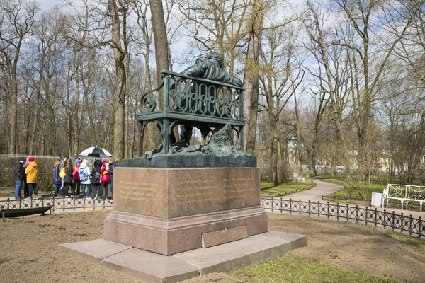 Monument to A.S. Pushkin in Tsarskoe Selo — Stock Photo, Image