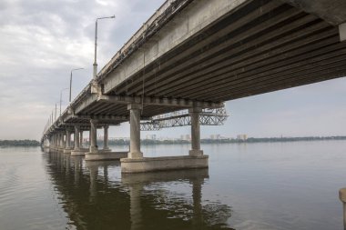Parça Dnepr şehir merkezi Köprüsü