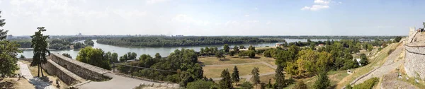 Panoramiczny Widok Dunaj Belgradzie Wysokości Twierdzy Belgrad — Zdjęcie stockowe