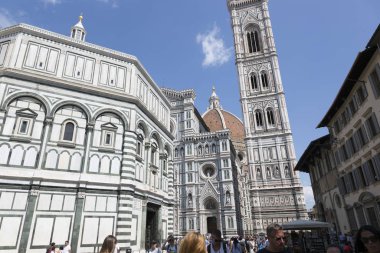 Floransa, İtalya - 21 Ağustos 2019: İtalya 'daki Floransa' da Aziz Mary Katedrali 'nin bir parçası