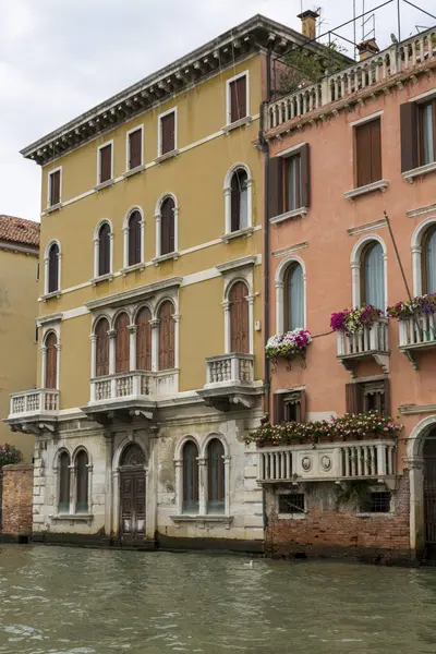 Venedig Italien August 2019 Architektur Und Fassade Der Alten Stadtgebäude — Stockfoto
