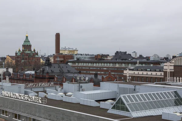 芬兰赫尔辛基 2020年1月17日 靠近海港的赫尔辛基城市景观 — 图库照片