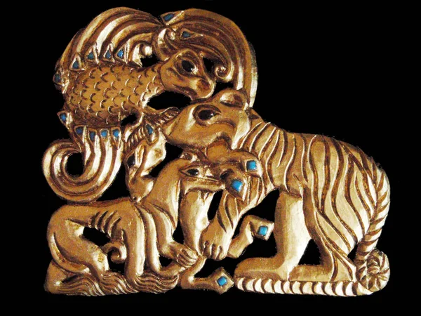 İskit altın, geyik