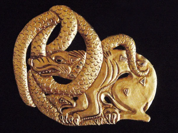 İskit altın, geyik