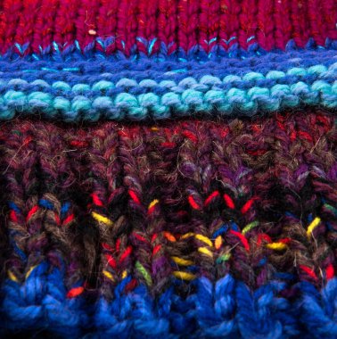 çizgili renkli yün doku