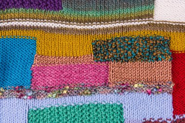 çizgili renkli yün doku