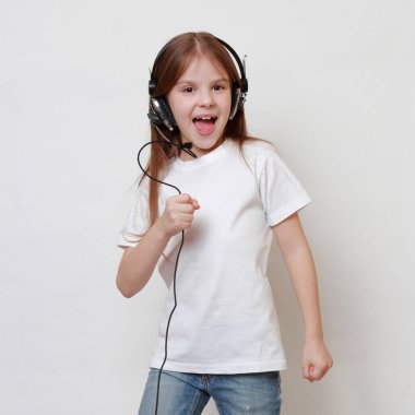 Kulaklık şarkı küçük kız moda