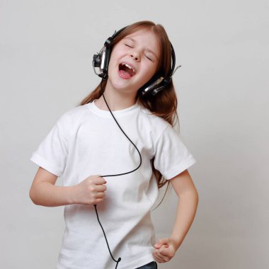 Kulaklık şarkı küçük kız moda