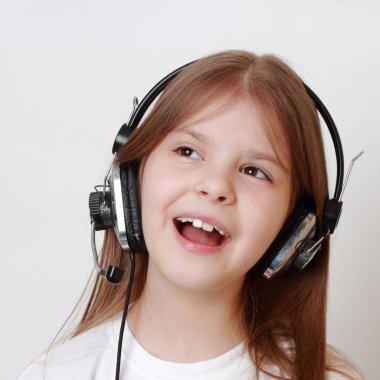 Kulaklık şarkı küçük kız moda