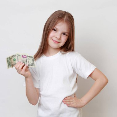 Nakit para dolar ABD ile küçük kız moda