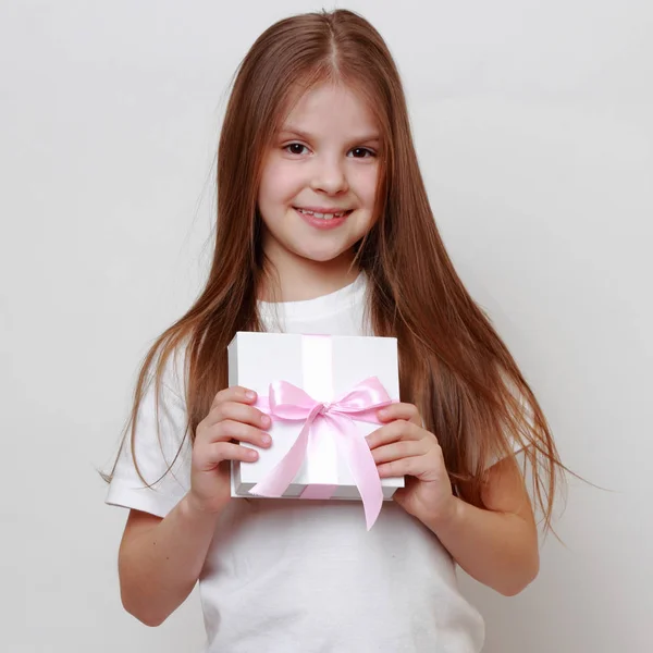 Little Girl Present Box — Stock Photo, Image