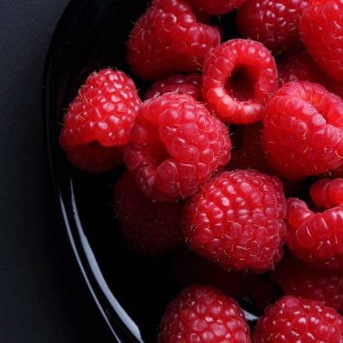 Lezzetli taze çilek