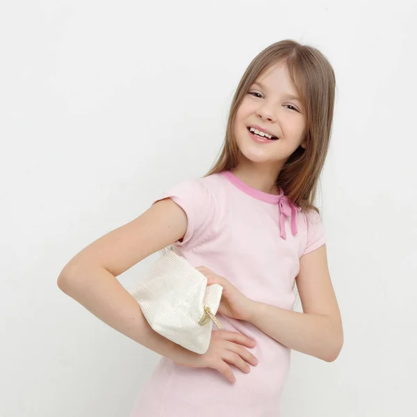 Beyaz Küçük Kız Kozmetik Çantası — Stok fotoğraf