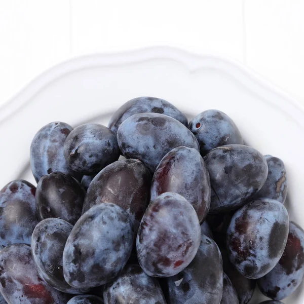 Image Studio Prunes Fraîches Sur Thème Alimentation Boissons — Photo