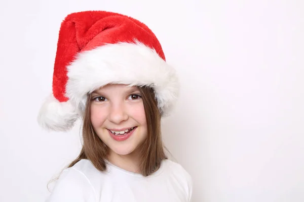 Petite Fille Souriante Chapeau Père Noël — Photo