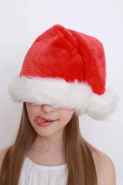 Klein Meisje Kerstman Hoed — Stockfoto