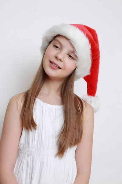 Liten Flicka Santa Hatt — Stockfoto