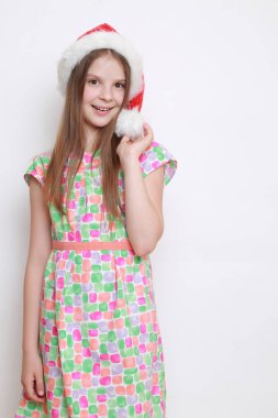 Stüdyo imge-in Noel Baba şapkası, küçük kız