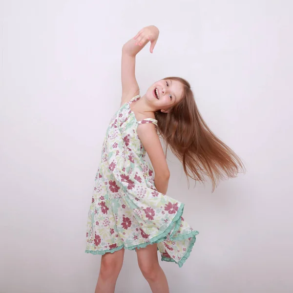 Drôle Heureux Caucasien Enfant Studio Portrait — Photo