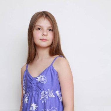 Stüdyo imge-in duygusal küçük kız