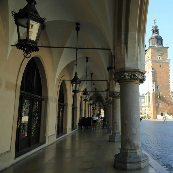 Κρακοβία Πολωνία Αυγούστου 2017 Πύργος Από Δημαρχείο Και Εμπορικό Κέντρο — Φωτογραφία Αρχείου