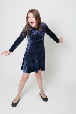 Bir model olarak güzel çocuk