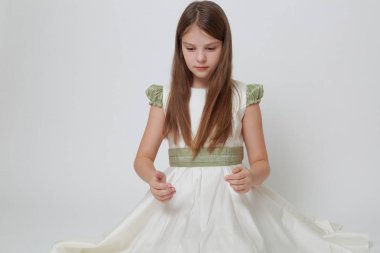 Bir model olarak oldukça genç kız