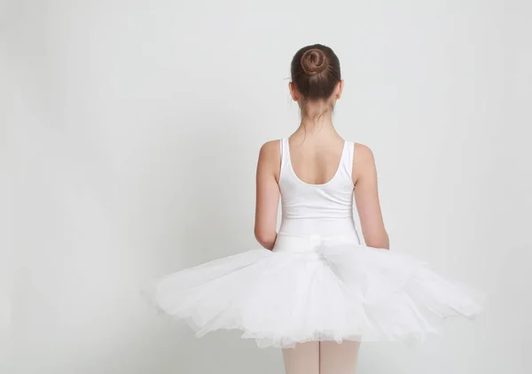 Ung modell som en ballerina — Stockfoto