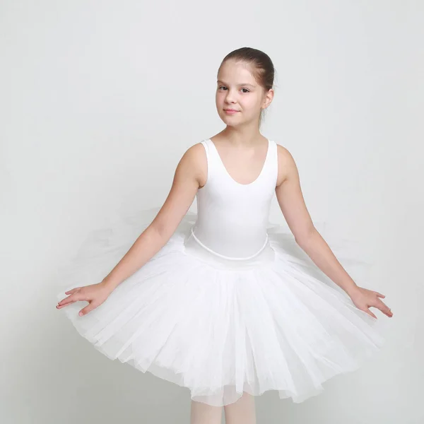 Ung modell som en ballerina — Stockfoto