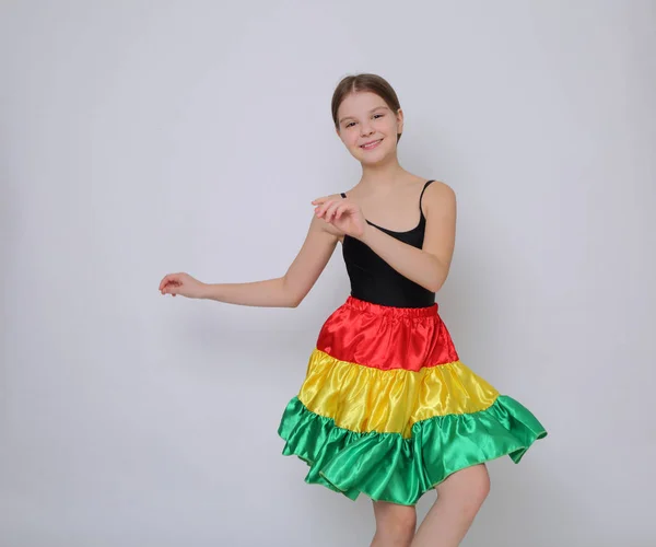 Studio Immagine Bella Caucasica Teen Dancer Dall Africa — Foto Stock
