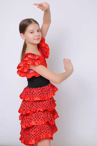 Studio Image Europejskiej Teen Dziewczyna Jako Tancerka Flamenco Hiszpański — Zdjęcie stockowe