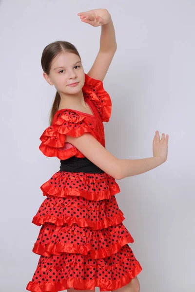 Студийное Изображение Европейской Девочки Подростка Образе Танцовщицы Фламенко Испанского — стоковое фото