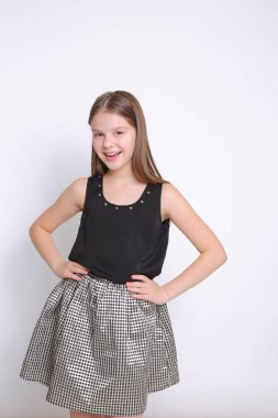 Beautirul studio Avrupa beyaz genç kız portresi