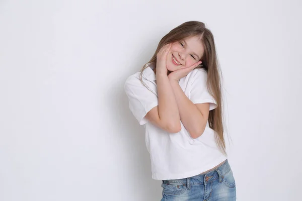 Europeu Caucasiano Adolescente Menina — Fotografia de Stock