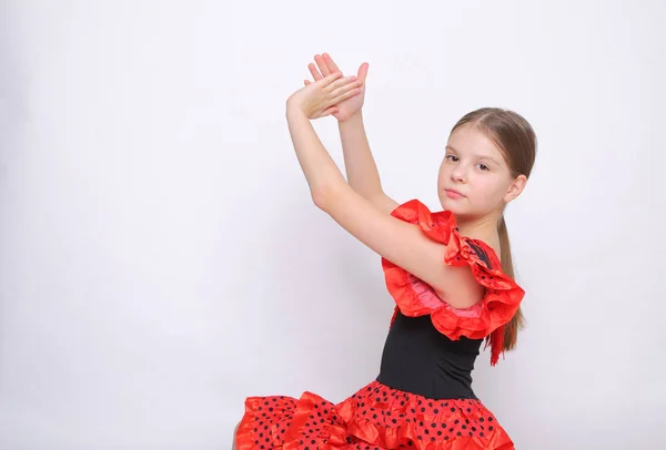 Studiobilde Europeisk Tenåringsjente Som Flamenco Spansk Danser – stockfoto